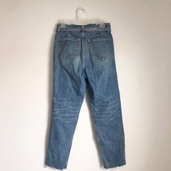 Hollister medium wash curvy paperbag high rise mom jeans size 28 - Picture 2 of 3